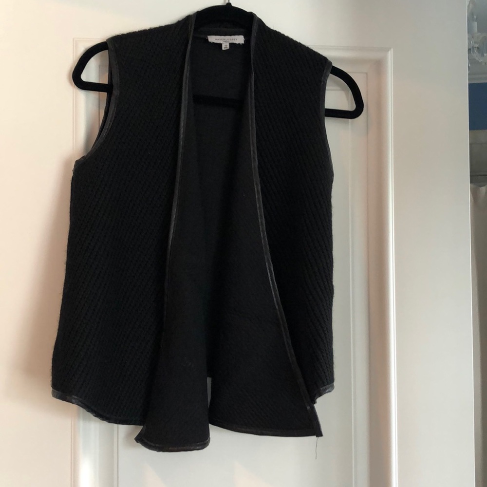 Waverly Grey knit vest xs
